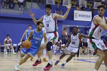 1/16: El Class Sant Antoni Ibiza protagoniza la primera gran sorpresa mientras los favoritos responden a domicilio