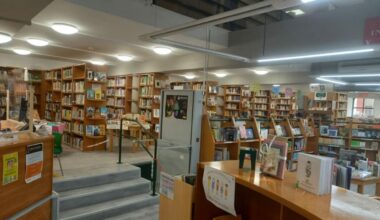 biblioteca Miguel Hernández Villena