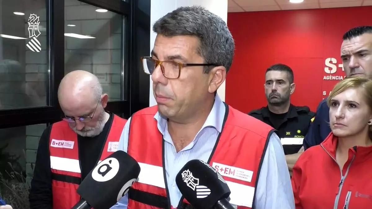 Mazón, en la sede de Emergencias, el día de autos de madrugada.
