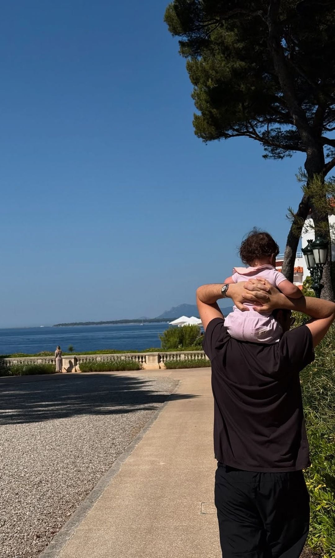 Sofia Richie impacta con su segundo embarazo y el lanzamiento de su firma de lujo en una misma noche