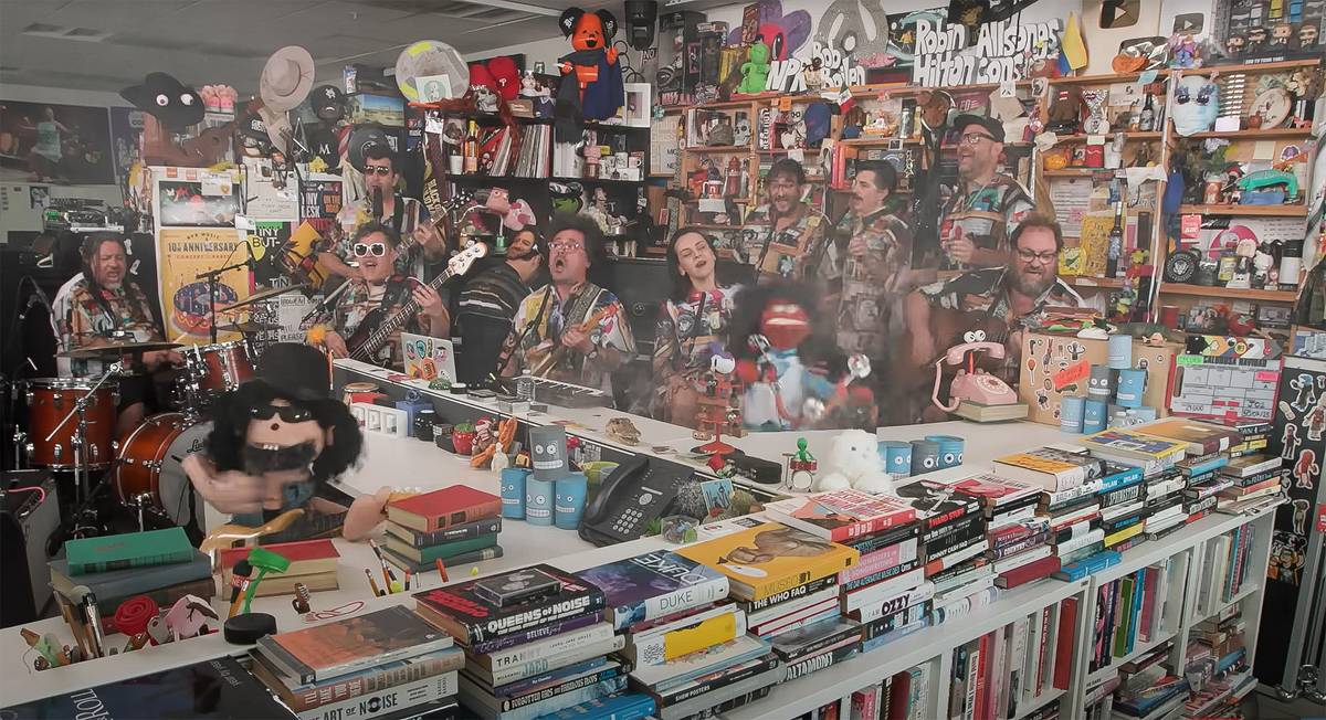 Titirilquén te alegra la vida: los chilenos 31 Minutos en el Tiny Desk de la radio pública estadounidense | la diaria
