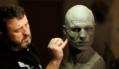 Mike Hill, el artista detrás del monstruo: “Crear el Frankenstein de Guillermo del Toro fue algo monumental”