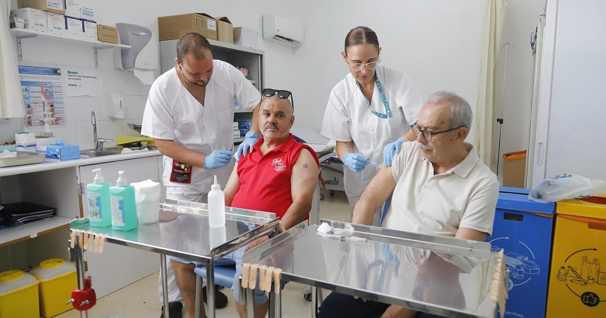 Arranca la vacunación en Menorca contra una gripe que ya asoma en las consultas