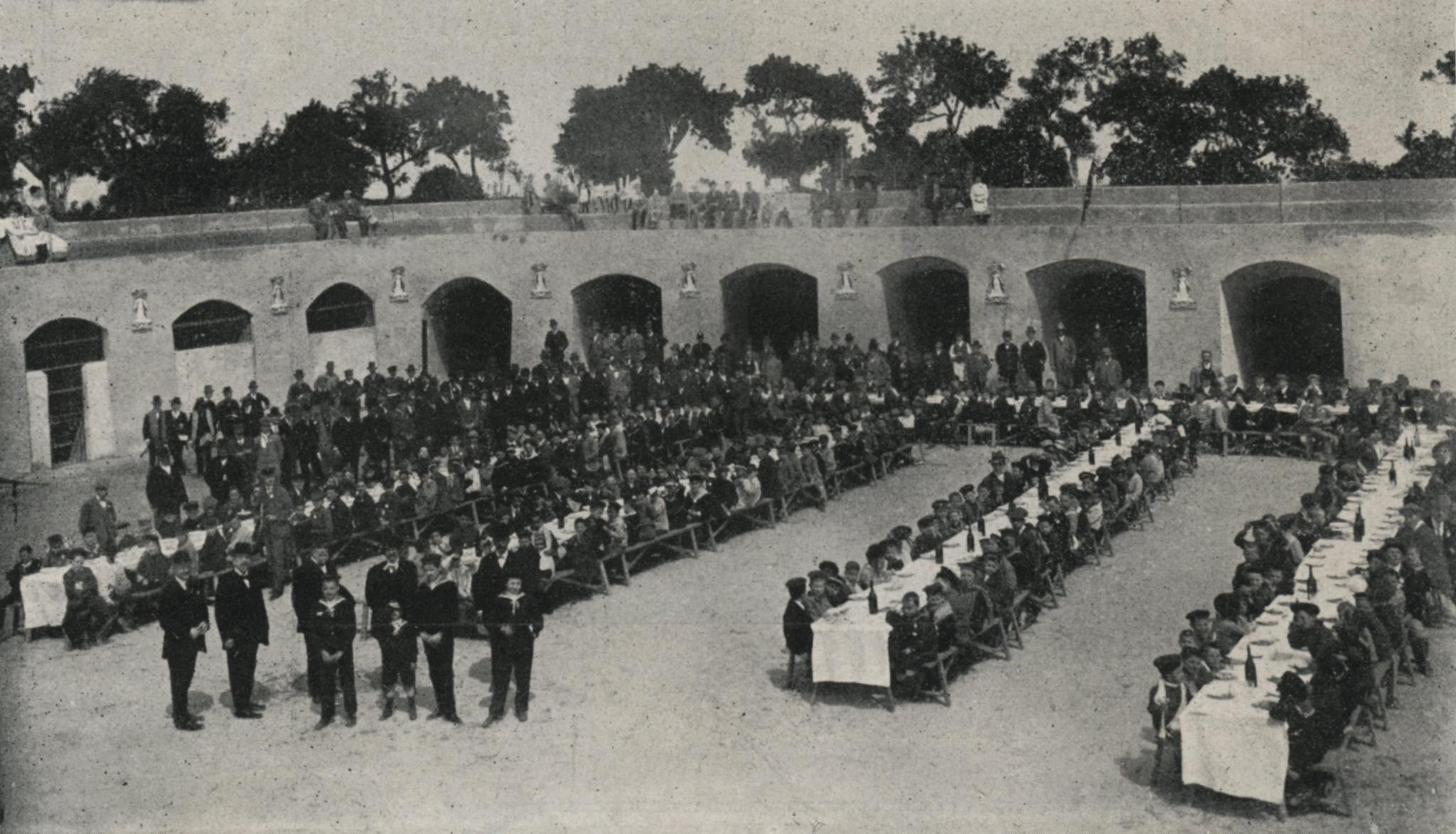 Comida del Patronato Obrero celebrada en Son Fila en 1912