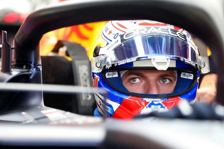 Max Verstappen, decidido a recortar distancias respecto de los McLaren