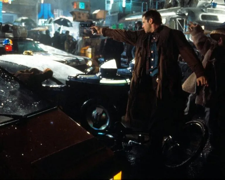 Blade Runner se situó en un Los Ángeles distópico de 2019 dominado por la niebla y la lluvia
