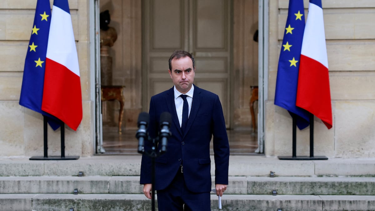 Lecornu asegura que sus contactos con los grupos políticos alejan la posibilidad de elecciones en Francia | Internacional
