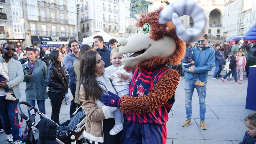 En imágenes: La gran fiesta del Baskonia se celebra en la Virgen Blanca