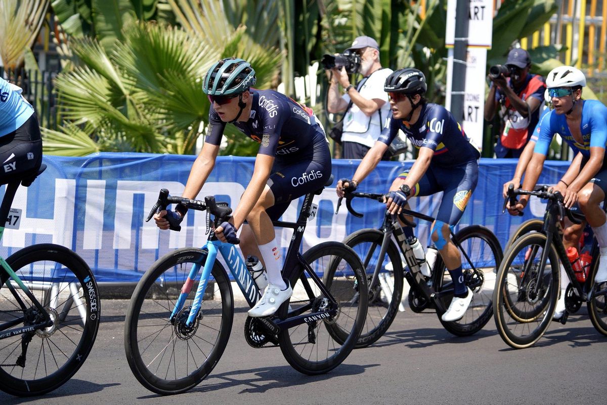 Javier Cubillas, ciclista de la Vall d'Uixó.