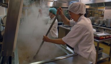 Personal de cocina del complejo Insular-Materno