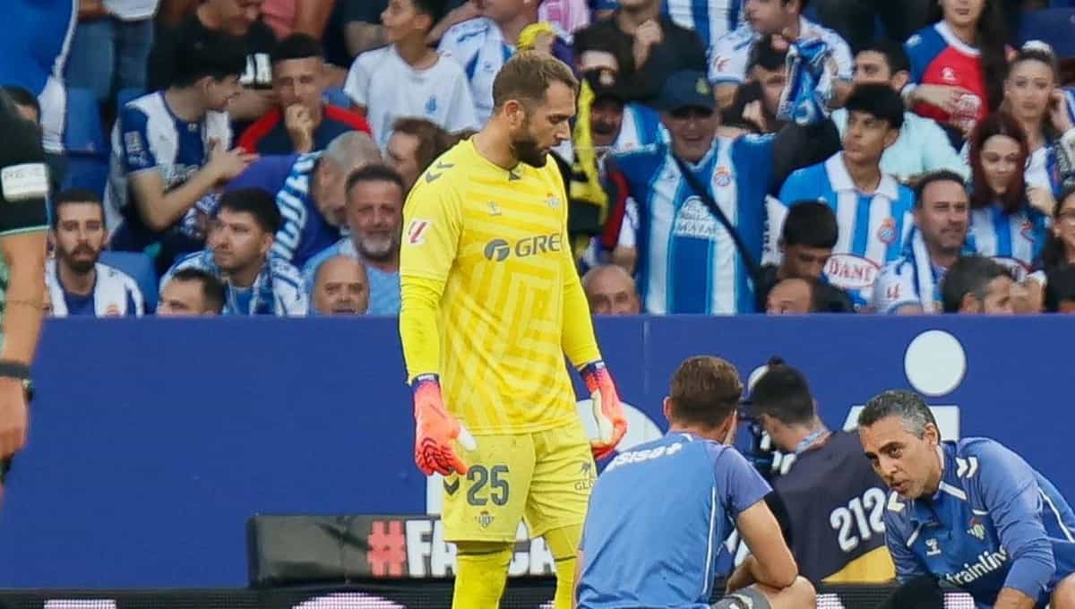 Pau López desvela el verdadero héroe que le ayudó a parar el penalti de Puado: "Me recomendó tirarme a mi izquierda"