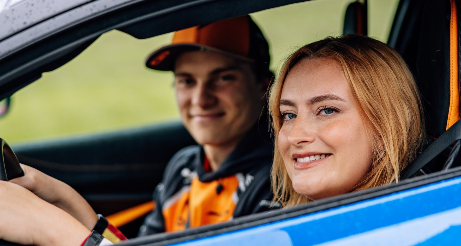 La Fórmula 1 busca el público joven con una webserie con youtuber