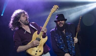 Iñaki Antón, el vizcaino eterno del rock, renace con REBROTE