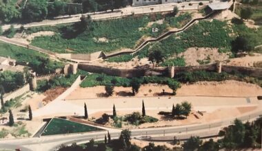 Las escaleras mecánicas de Recaredo cumplen un cuarto de siglo