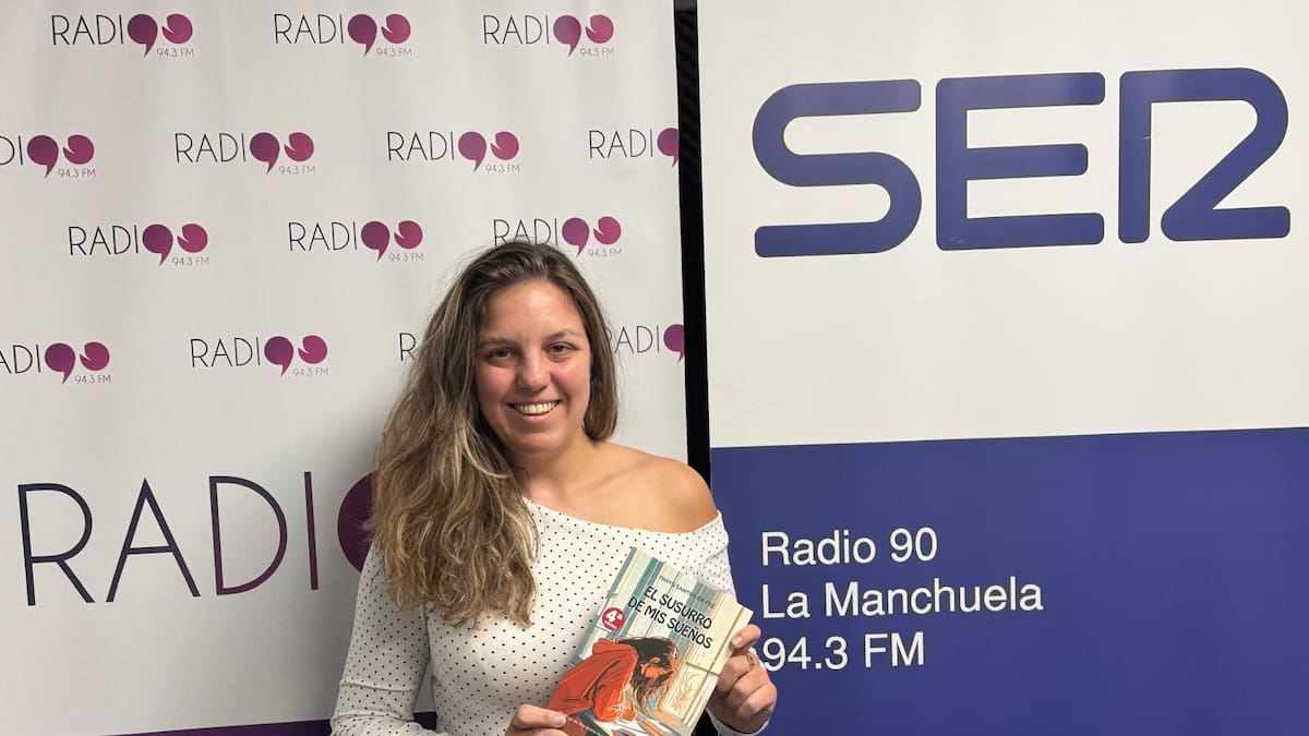 Thays Santos de Fez presenta en Motilla del Palancar su primer libro, 'El susurro de mis sueños' | Radio 90 Motilla