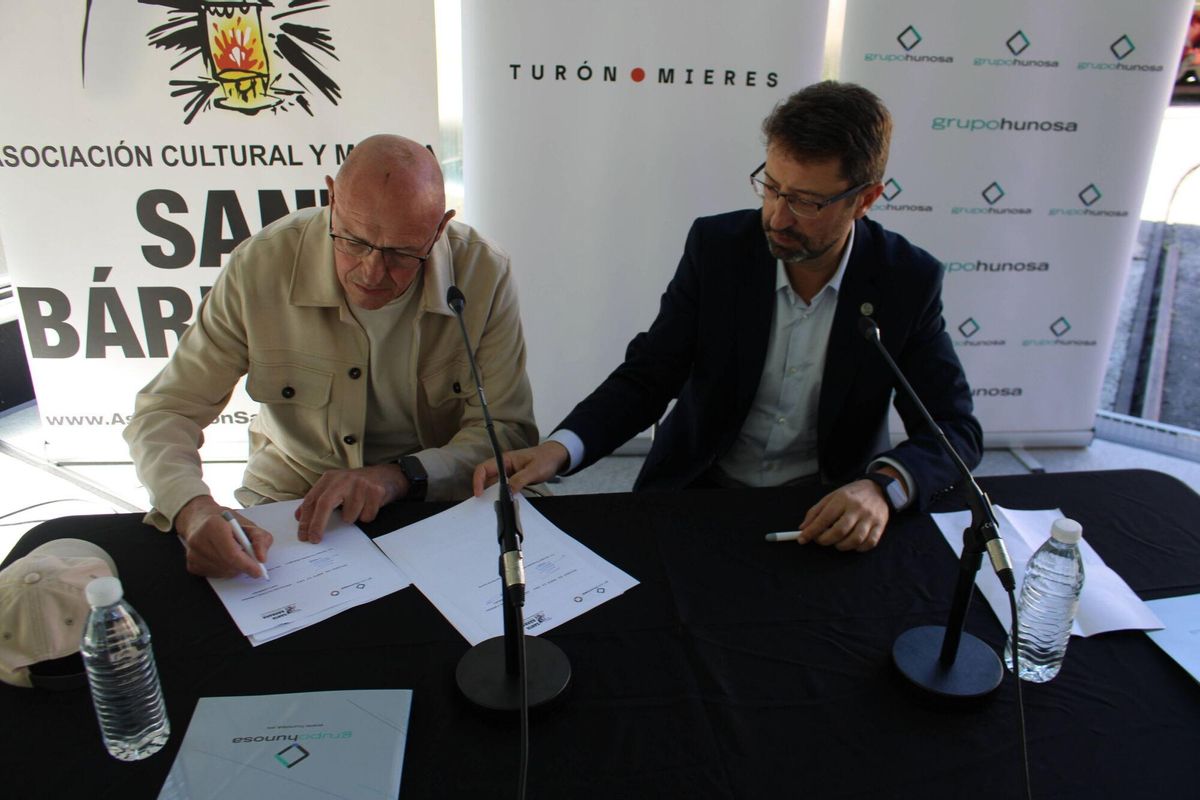 Presentación acuerdo Asociación Santa Bárbara y Hunosa y muestra de fotos de José Muñiz en el pozo San José de Turón