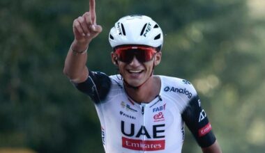 Del Toro no deja de embestir