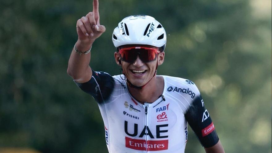 Del Toro no deja de embestir