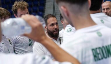 Anaitasuna se vuelve de vacío de Pontevedra