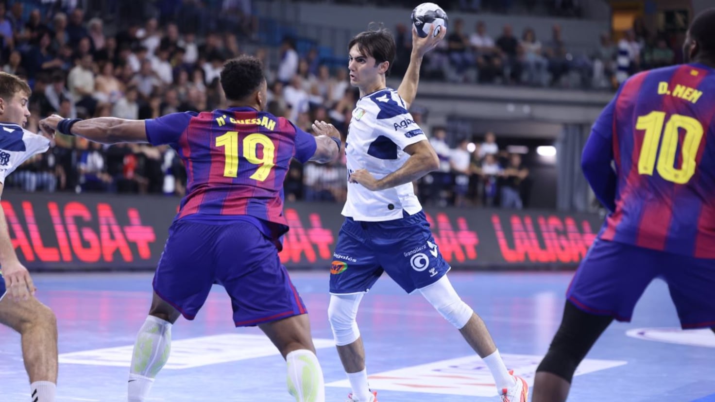 El Barça se lleva un derbi trepidante en Granollers