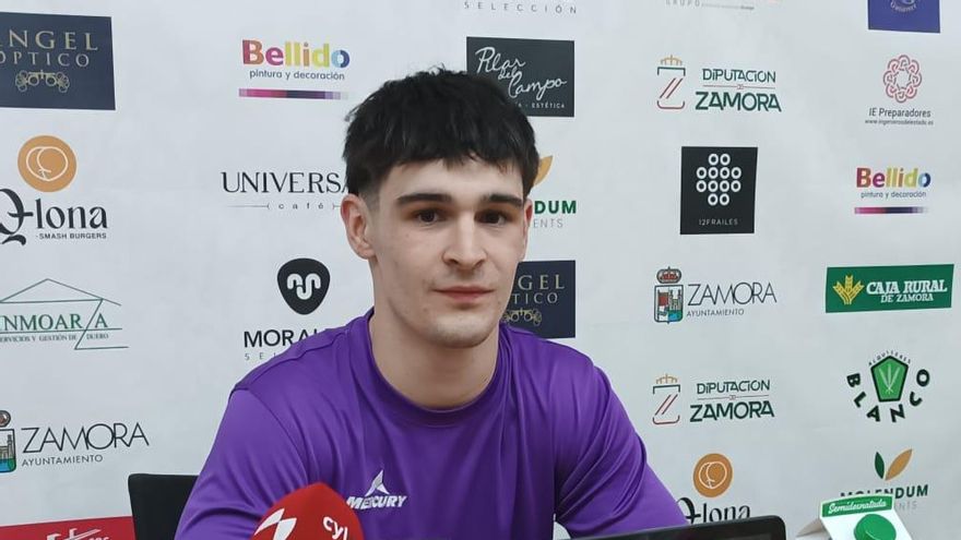Marco Torres, jugador del BM Zamora.