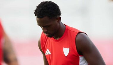 Nianzou se mantiene al margen del debate abierto en el Sevilla: Fábio Cardoso, Ramón Martínez, Kike Salas...