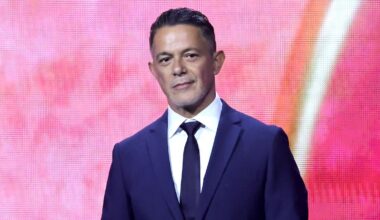 El aplaudido gesto de Alejandro Sanz en pleno concierto con una trabajadora del auditorio