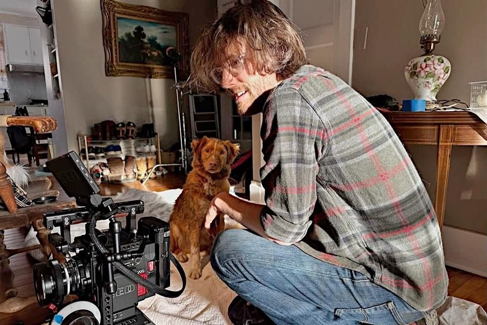 El perro nunca llegó a comprender el concepto de estar actuando en una película, pero empezó a disfrutar del trabajo.