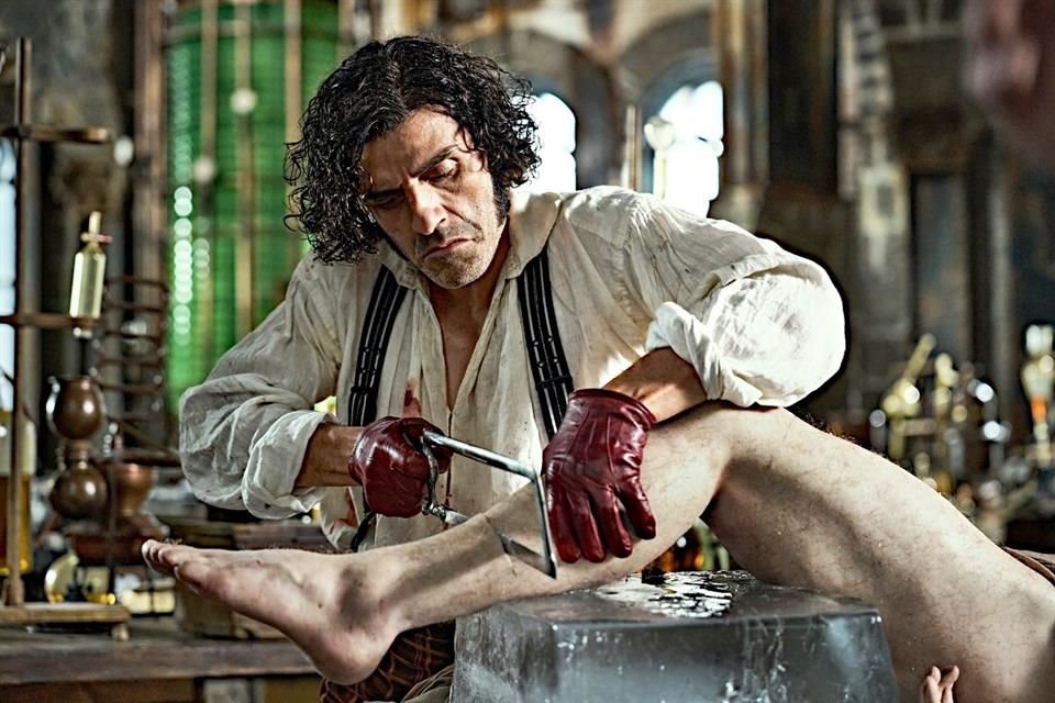 La versión del tapatío de la clásica novela de Mary Shelley, y de uno de los mitos más importantes del terror, ya está en cines selectos del País y el 7 de noviembre aterrizará en Netflix.