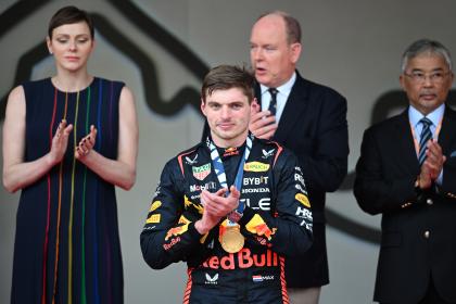 Verstappen advierte un posible regreso del poderío de Mercedes en 2026 - Futbolred