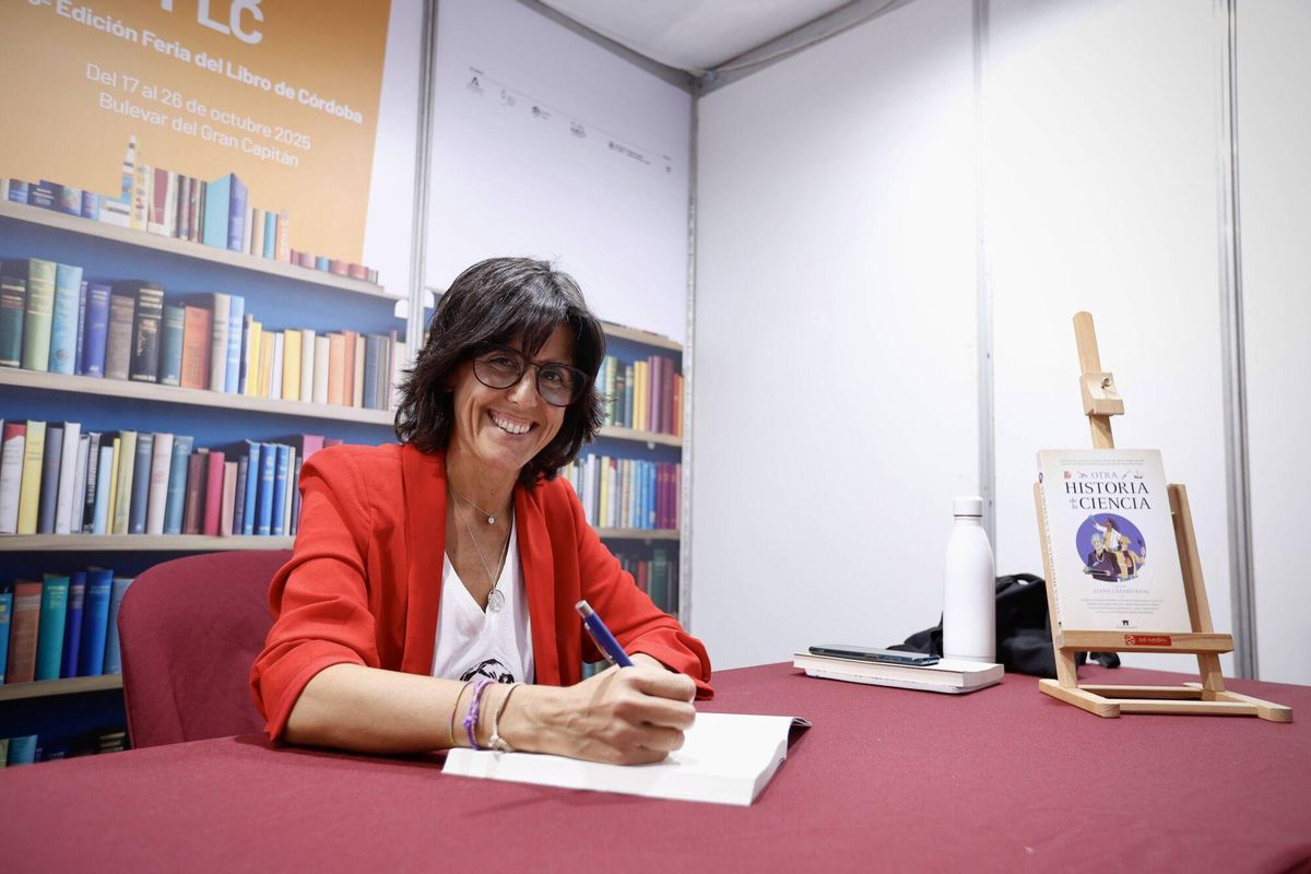 Feria del libro, Elena Lázaro