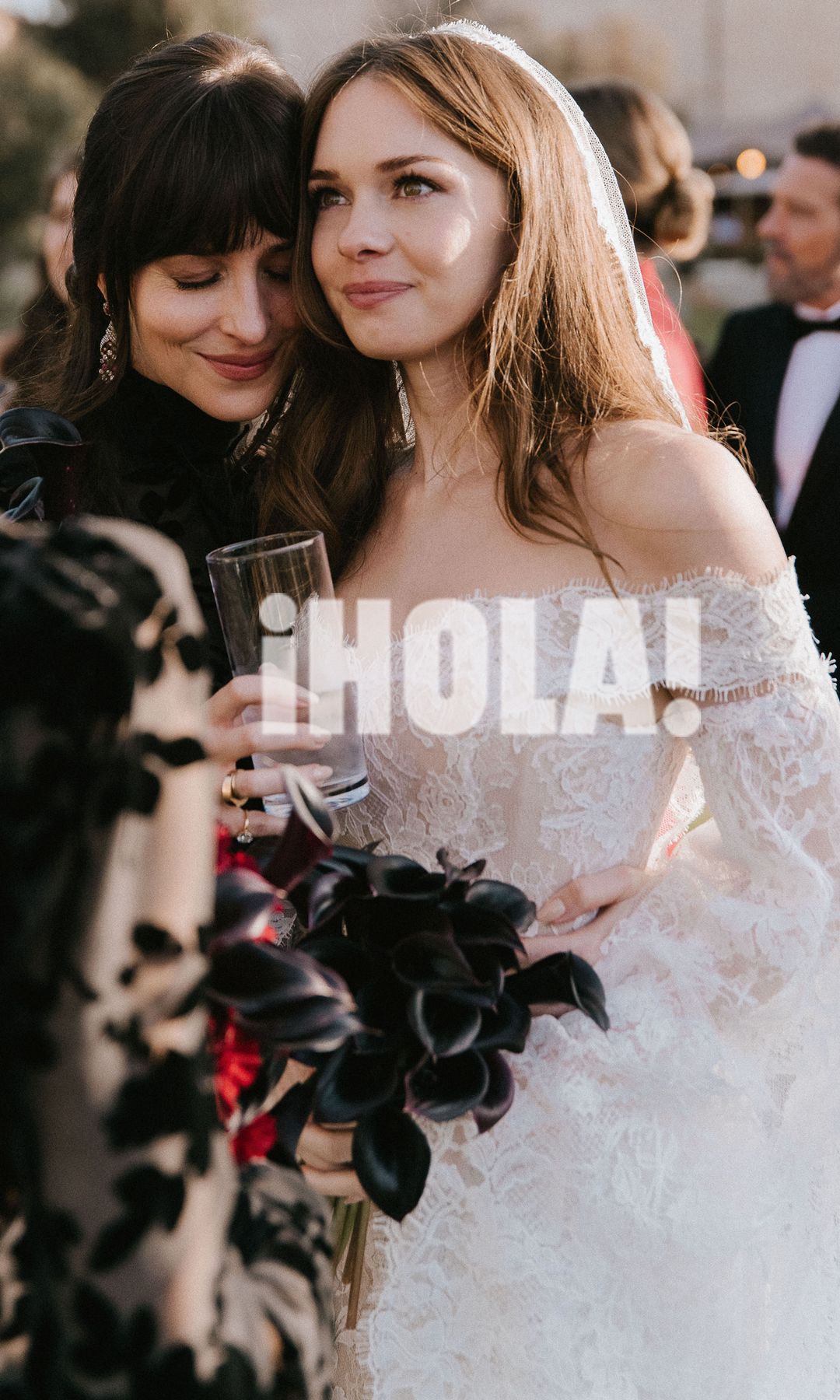 Una imagen llena de cariño entre Dakota y Stella