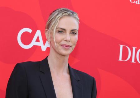Charlize Theron en el Africa Outreach Project 2024 Block Party