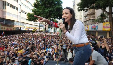 Consejo Noruego de la Paz suspende procesión de antorchas por Nobel a María Corina Machado; otra ONG lo realizará