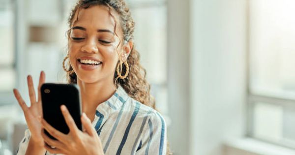 El Corte Inglés ofrece uno de los teléfonos Samsung más buscados con 15% de descuento: es por tiempo limitado - El Cronista