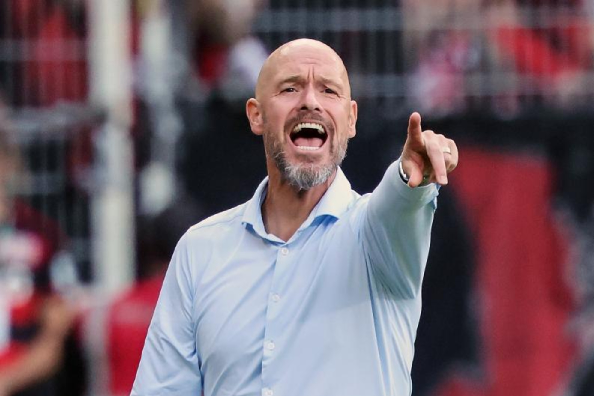 Ten Hag en uno de sus pocos partidos al cargo del Leverkusen