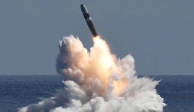 Trump podría atacar objetivos militares en Venezuela "en cualquier momento", según la prensa de EEUU