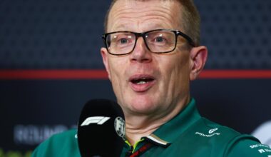 Andy Cowell, director de Aston Martin, se moja sobre la posible retirada de Fernando Alonso