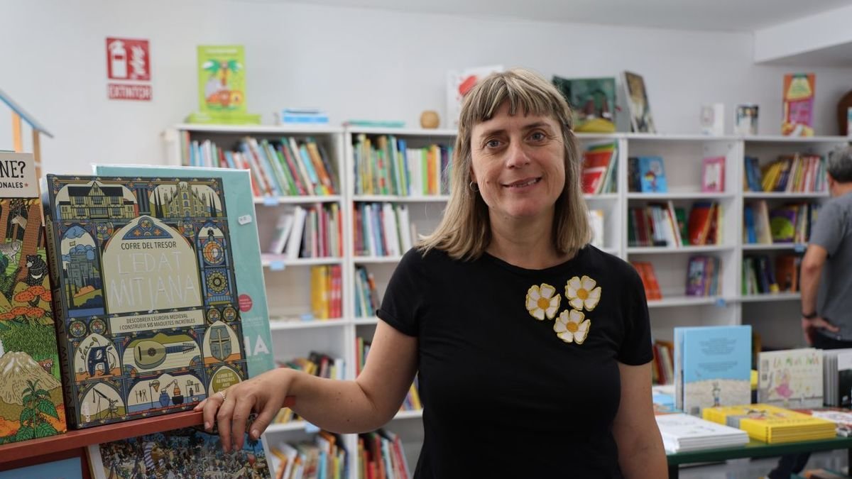 Mertxe París - AMADO FORROLLA