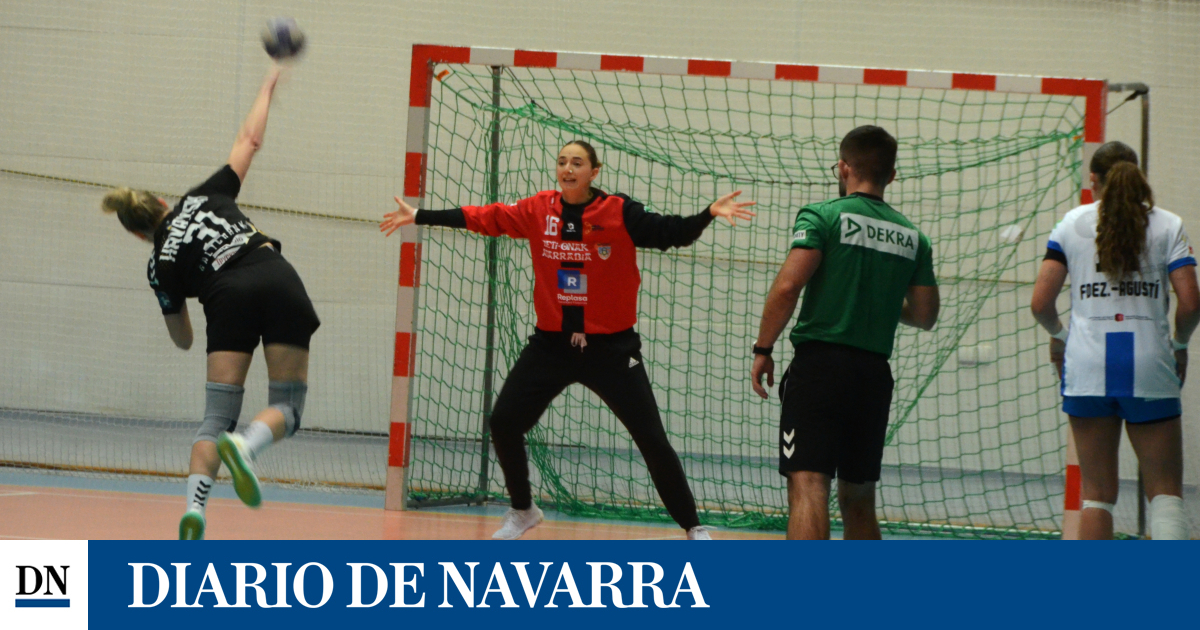 Olaia Luzuriaga, meta internacional de Replasa Beti Onak, ingresada tras un balonazo en el rostro