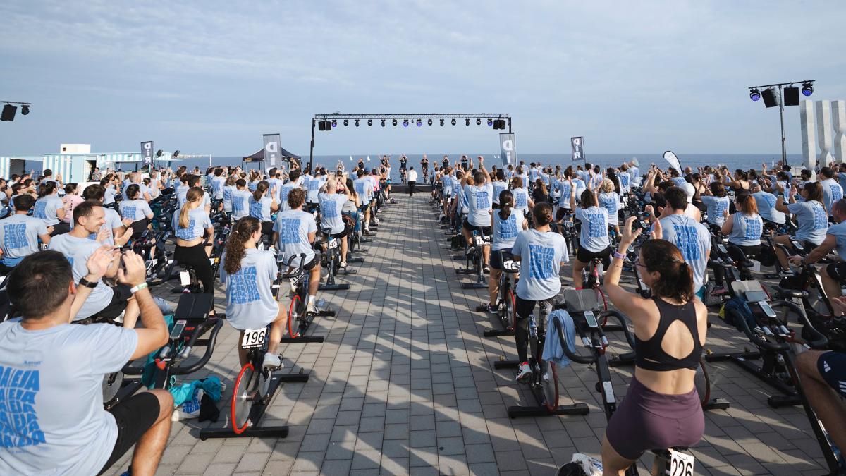 El Pedaleja per la Marató recauda 26.145€ en su nueva edición frente al mar