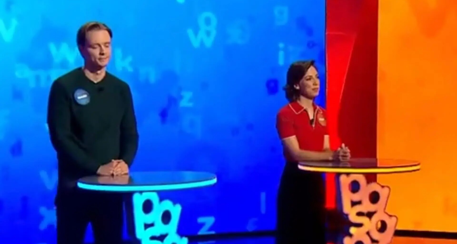 Rosa derrota a Manu en uno de los 'Roscos' más emocionantes de sus 226 duelos en 'Pasapalabra'