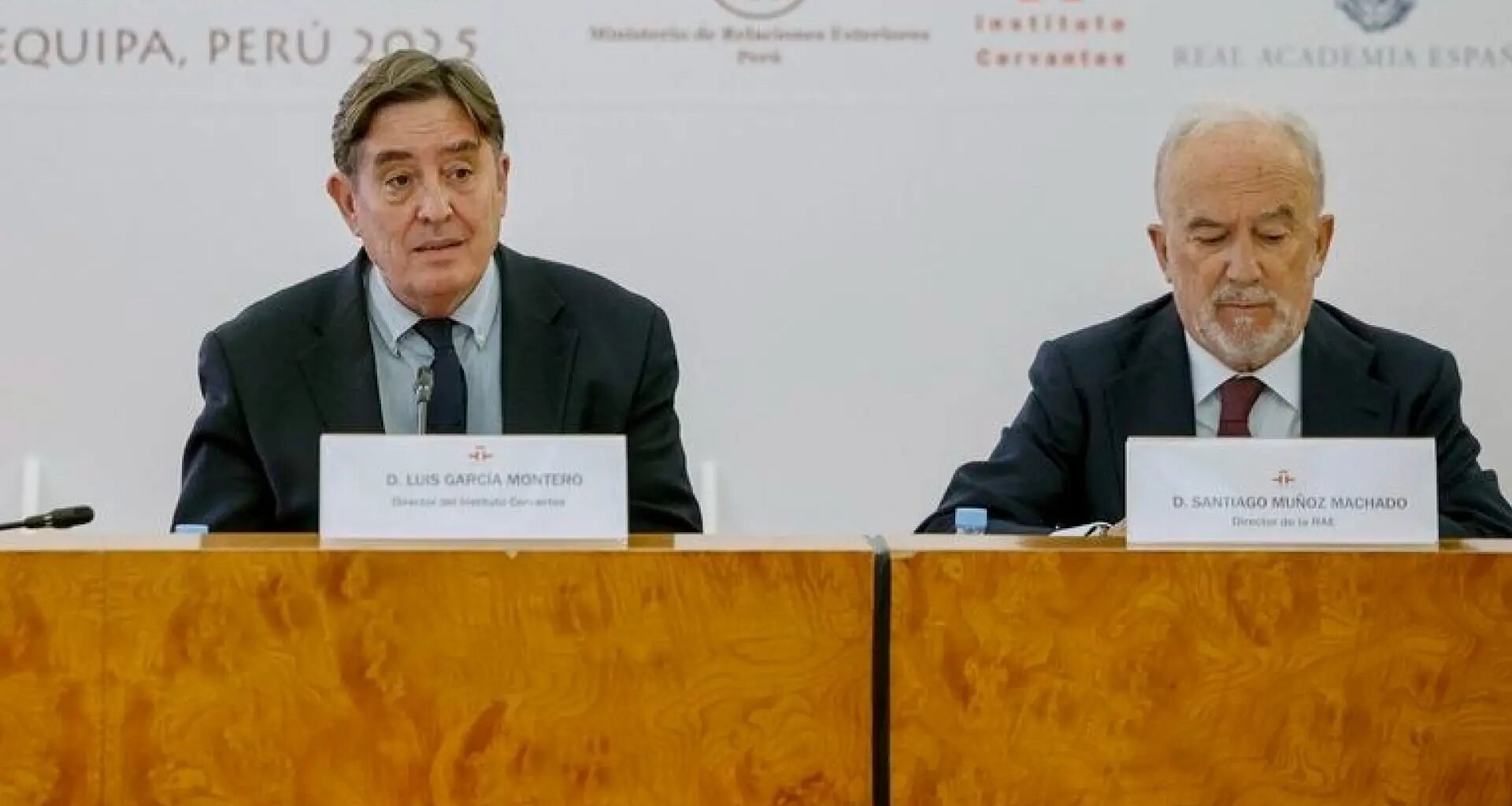 La 'guerra' lingüística y personal entre Luis García Montero y Santiago Muñoz Machado: quién es quién y por qué no se entienden - 20Minutos