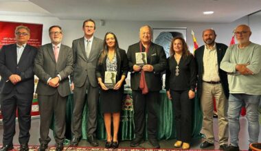 Imagen del acto de presentación del nuevo libro de Ángel Juárez,