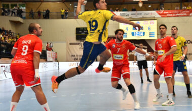 Bidasoa, Torrelavega y Barça se mantienen invictos en la Liga Asobal