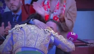 “Por todo lo que haces por nosotros”