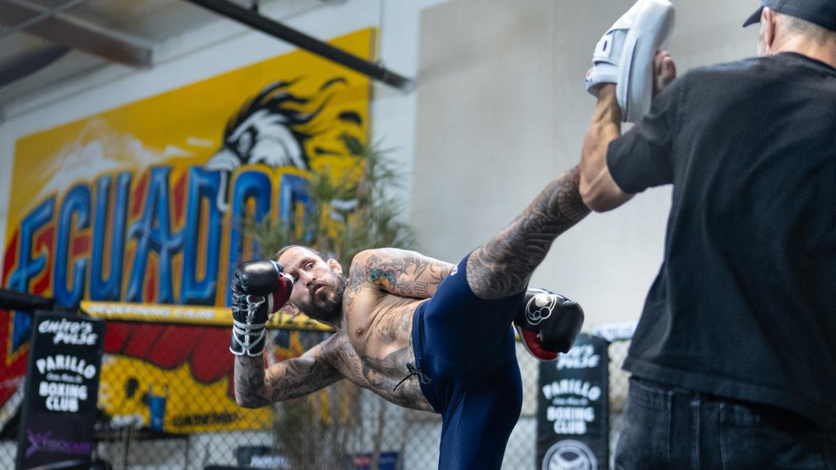 Marlon 'Chito' Vera se enfrenta a Aiemann Zahabi en la UFC Fight Night 262 con la obligación de volver al triunfo