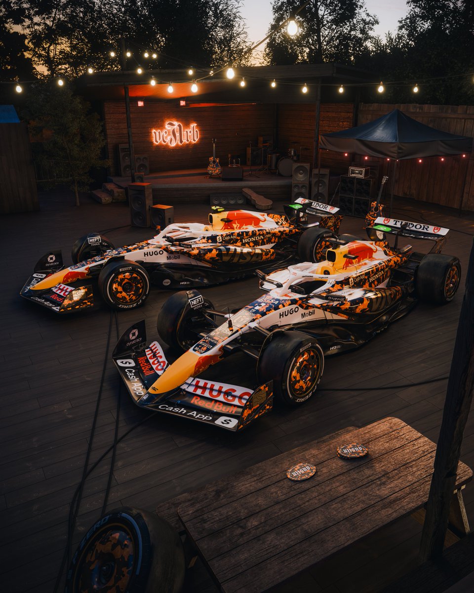 Los Racing Bulls, con su decoración vaquera.