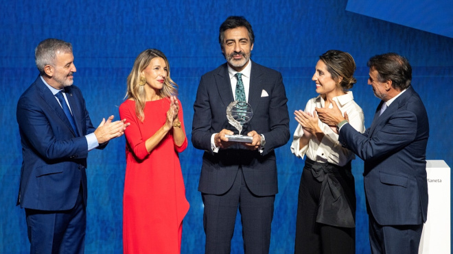 UwU: Esto son los mejores y peores libros Premio Planeta, según los lectores