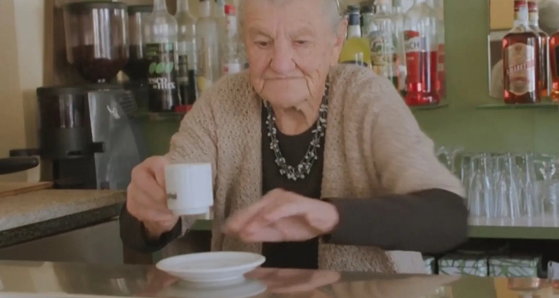 tiene 101 años y sigue trabajando